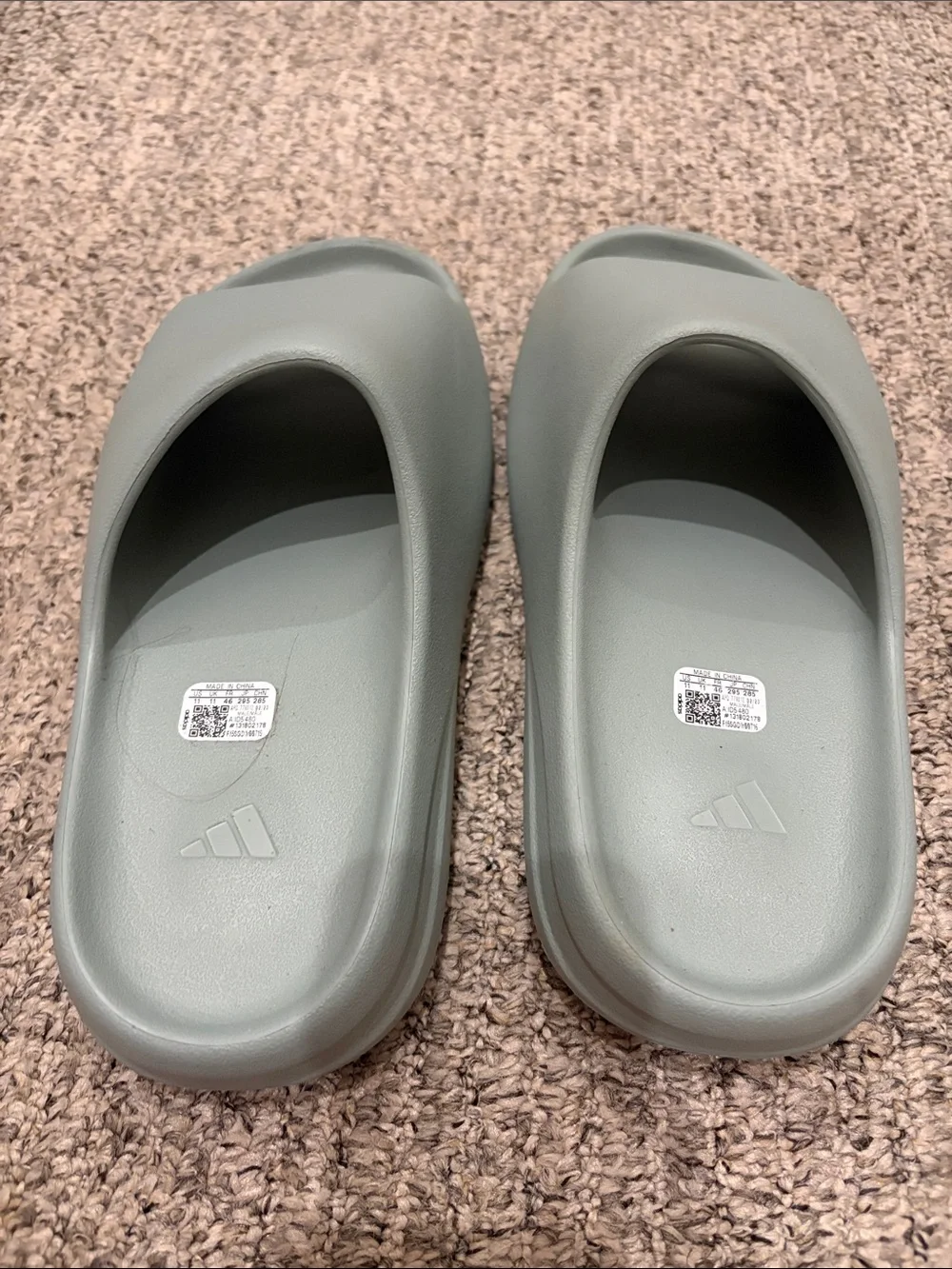 adidas, Yeezy slides